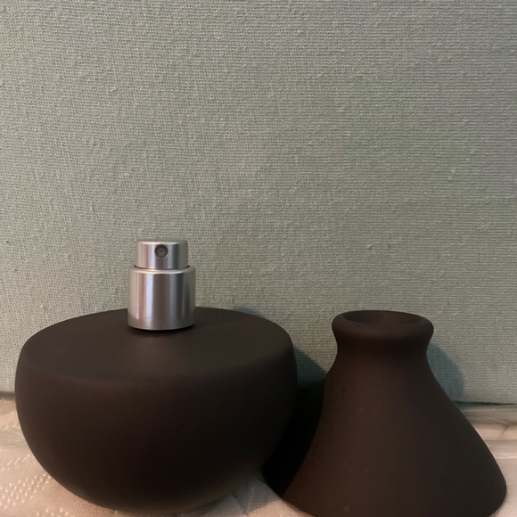 KKW NIGHT IRIS FRAGRANCE - Picture 2 of 3